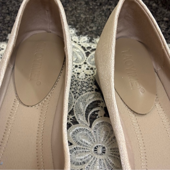 Amazon Beautiful Sparkly Shoes 10 - Picture 4 of 8